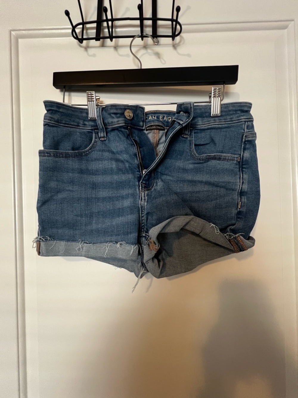 American Eagle Outfitters Blue Denim Rolled Cuff Women’s Shorts